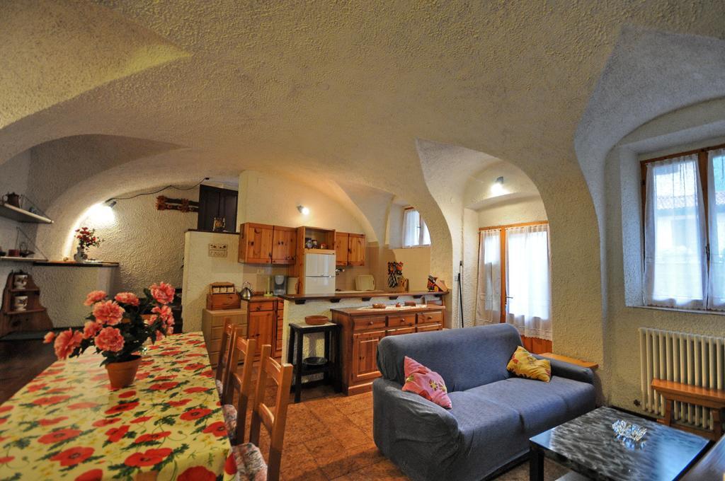 Villa Casa Anna Pieve Di Ledro Habitación foto