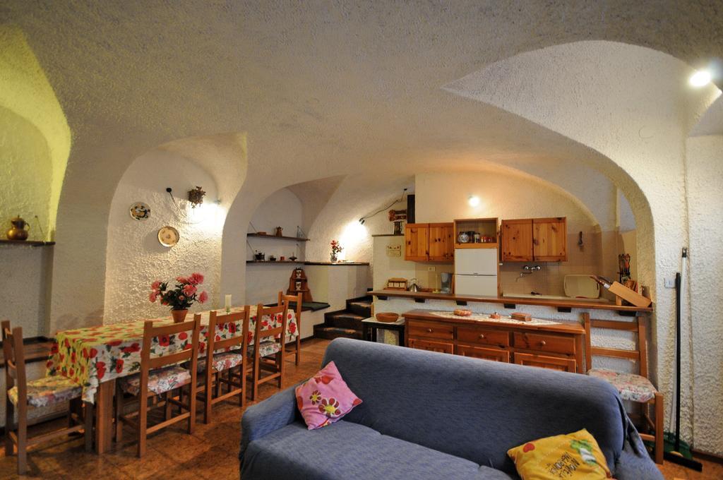 Villa Casa Anna Pieve Di Ledro Habitación foto